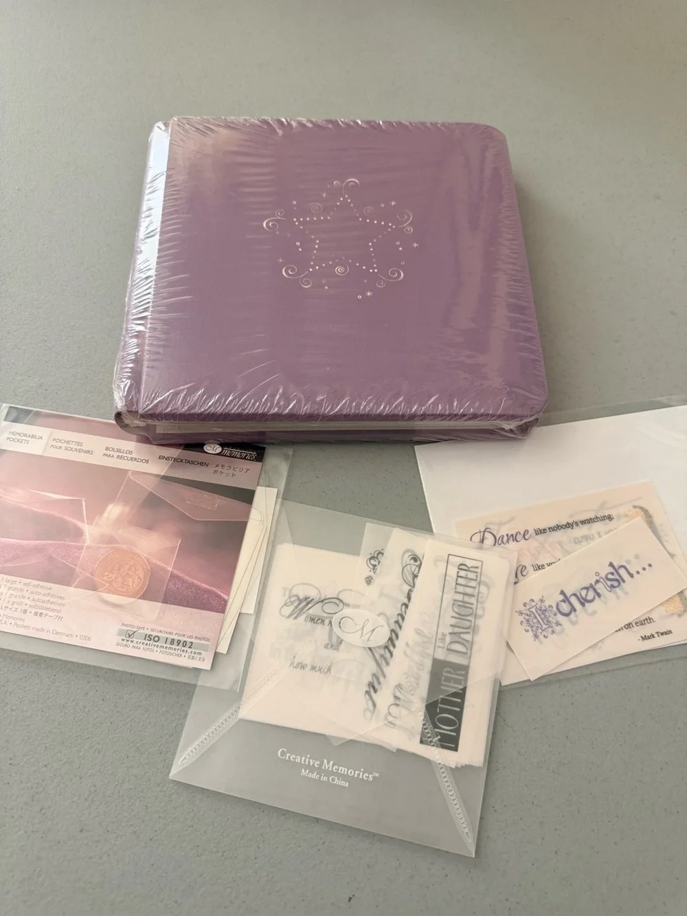 Creative Memories Lavender Photo Album with Vellum, & Memorabilia Pockets